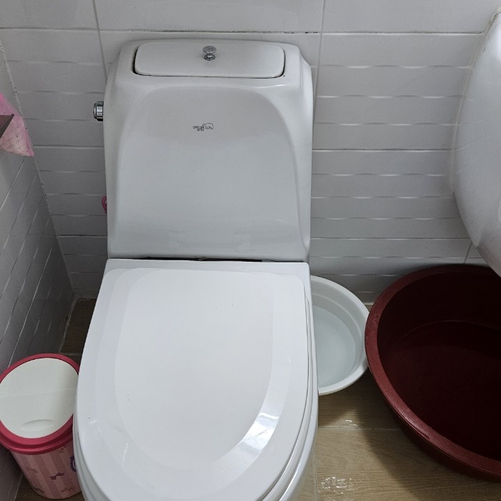 대전 중구 태평동 태평벽산아파트 변기 교체 전